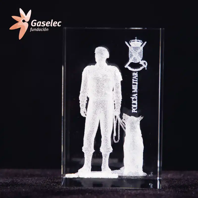 FIGURA SOLDADO POLICÍA MILITAR 80x50x50